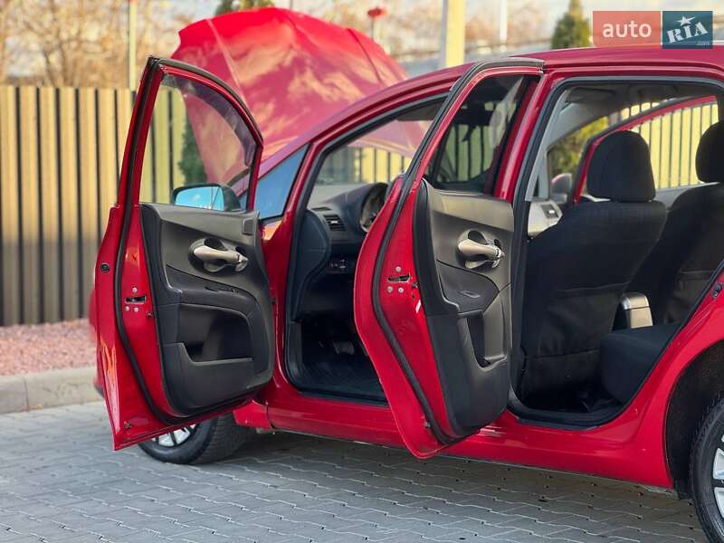 Хэтчбек Toyota Auris 2007 в Одессе