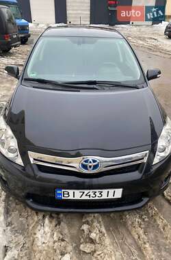 Хэтчбек Toyota Auris 2011 в Ровно