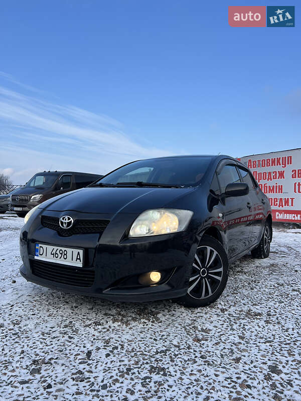 Хэтчбек Toyota Auris 2008 в Черкассах