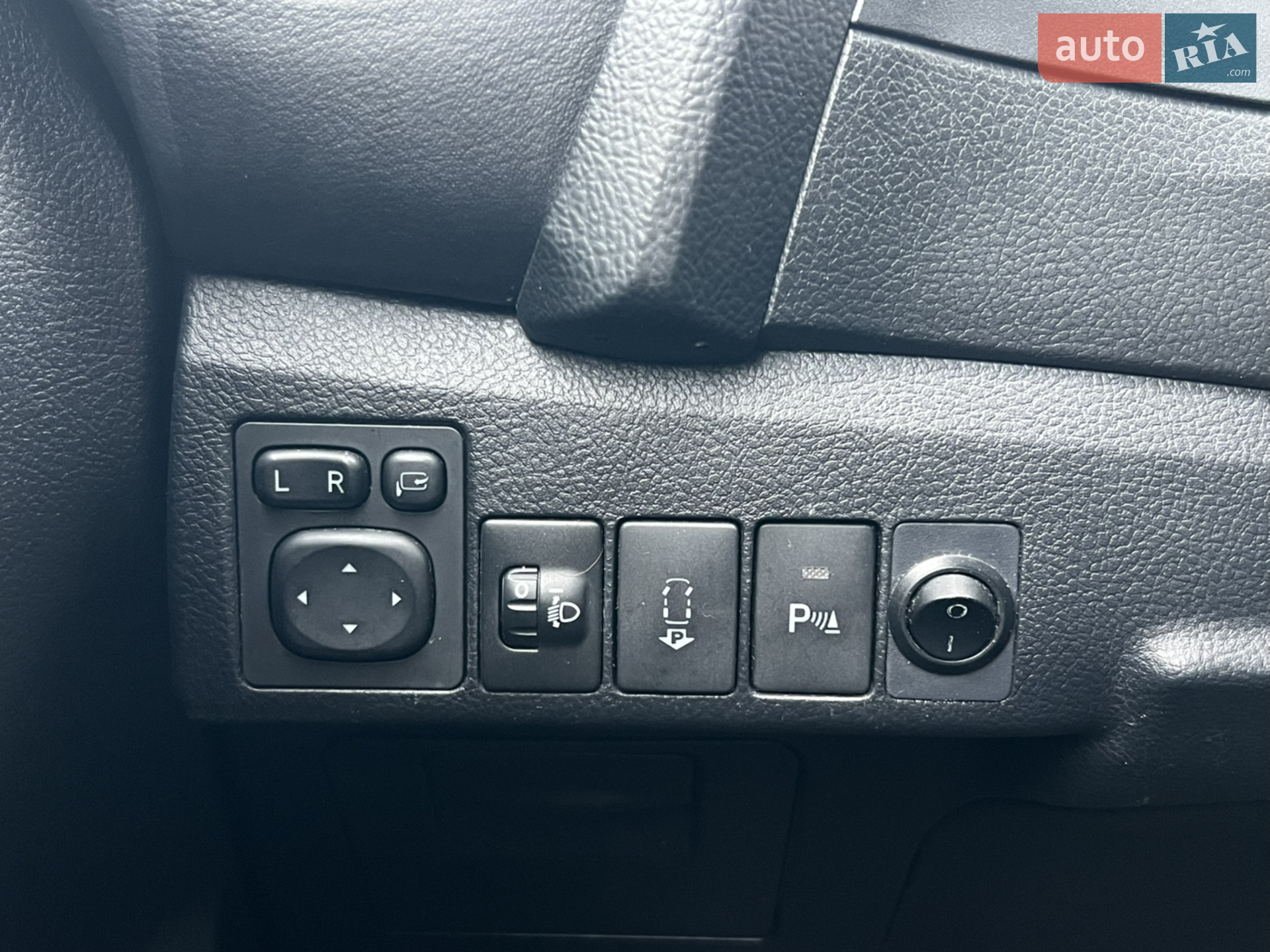 2013 Toyota Auris - мініатюра 31