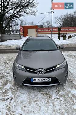 Универсал Toyota Auris 2014 в Виннице