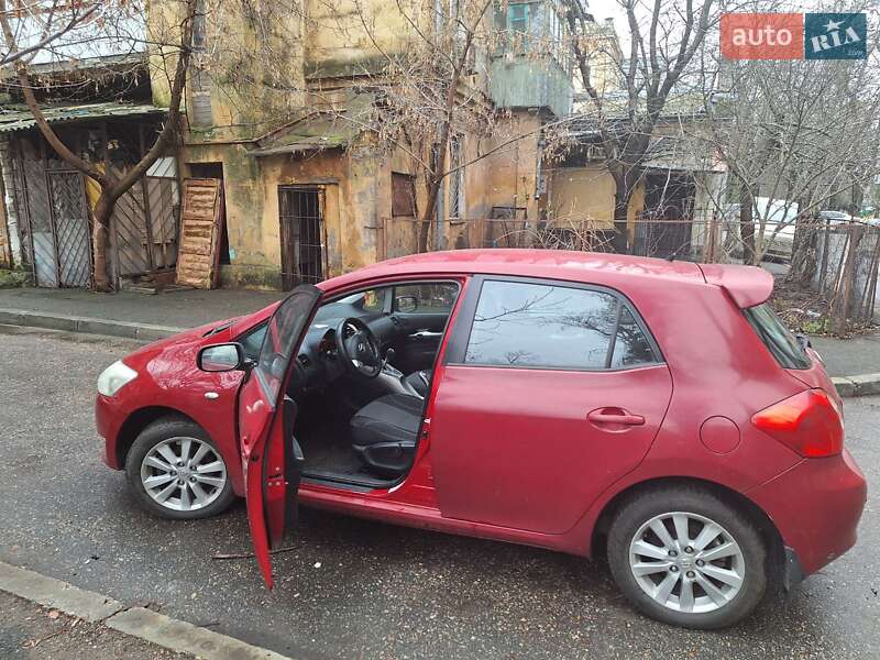 Хэтчбек Toyota Auris 2007 в Одессе