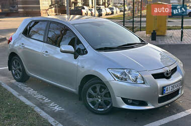 Хэтчбек Toyota Auris 2007 в Чернигове