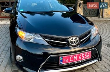 Хетчбек Toyota Auris 2014 в Трускавці