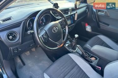 Универсал Toyota Auris 2015 в Ахтырке