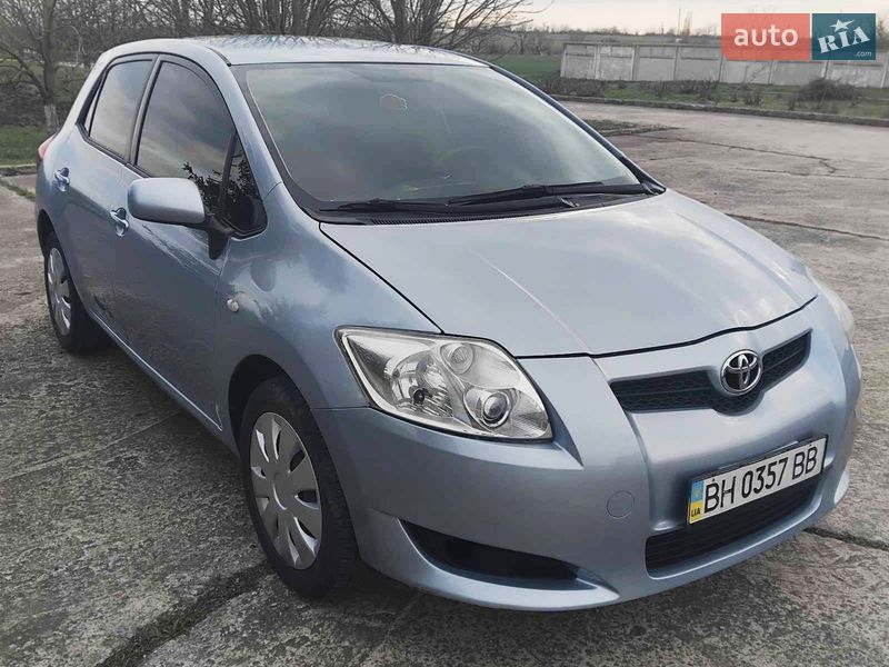 Хэтчбек Toyota Auris 2008 в Одессе