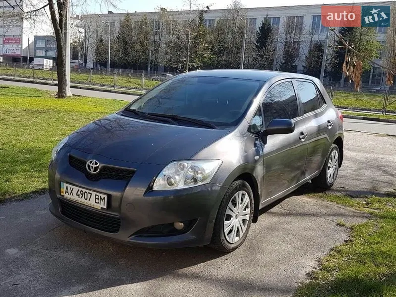 Toyota Auris