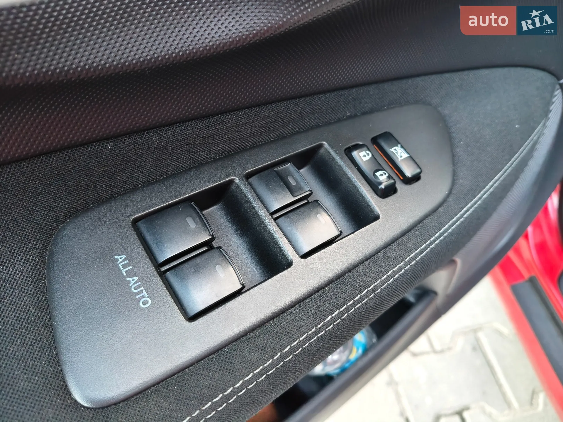 2010 Toyota Auris - мініатюра 14