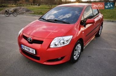 Хетчбек Toyota Auris 2008 в Хмільнику