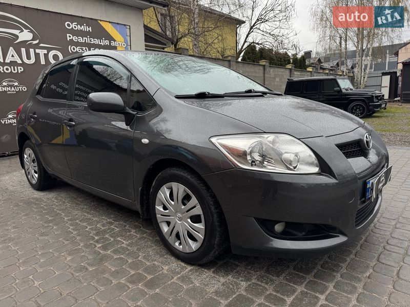 Хэтчбек Toyota Auris 2008 в Виннице