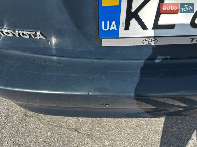 Хэтчбек Toyota Auris 2007 в Днепре