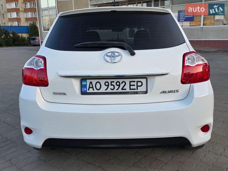 Хэтчбек Toyota Auris 2013 в Хмельницком фото 9 Хэтчбек Toyota Auris 2013 в Хмельницком