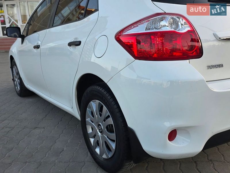 Хэтчбек Toyota Auris 2013 в Хмельницком фото 18 Хэтчбек Toyota Auris 2013 в Хмельницком