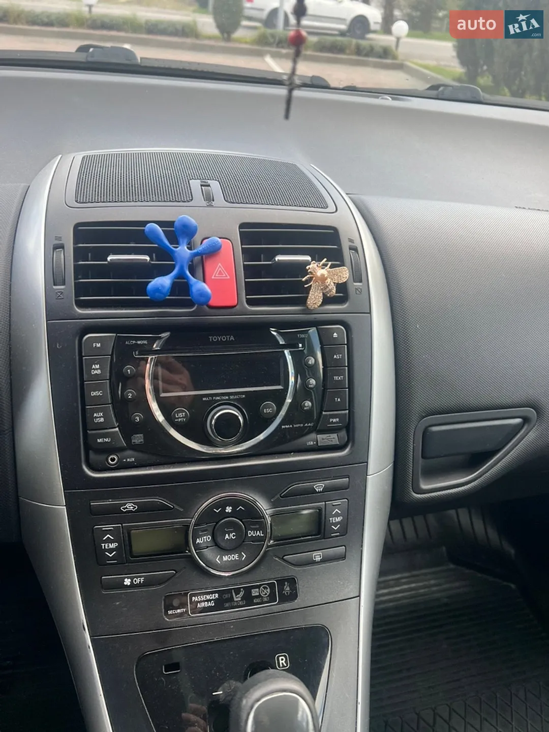2010 Toyota Auris - мініатюра 5