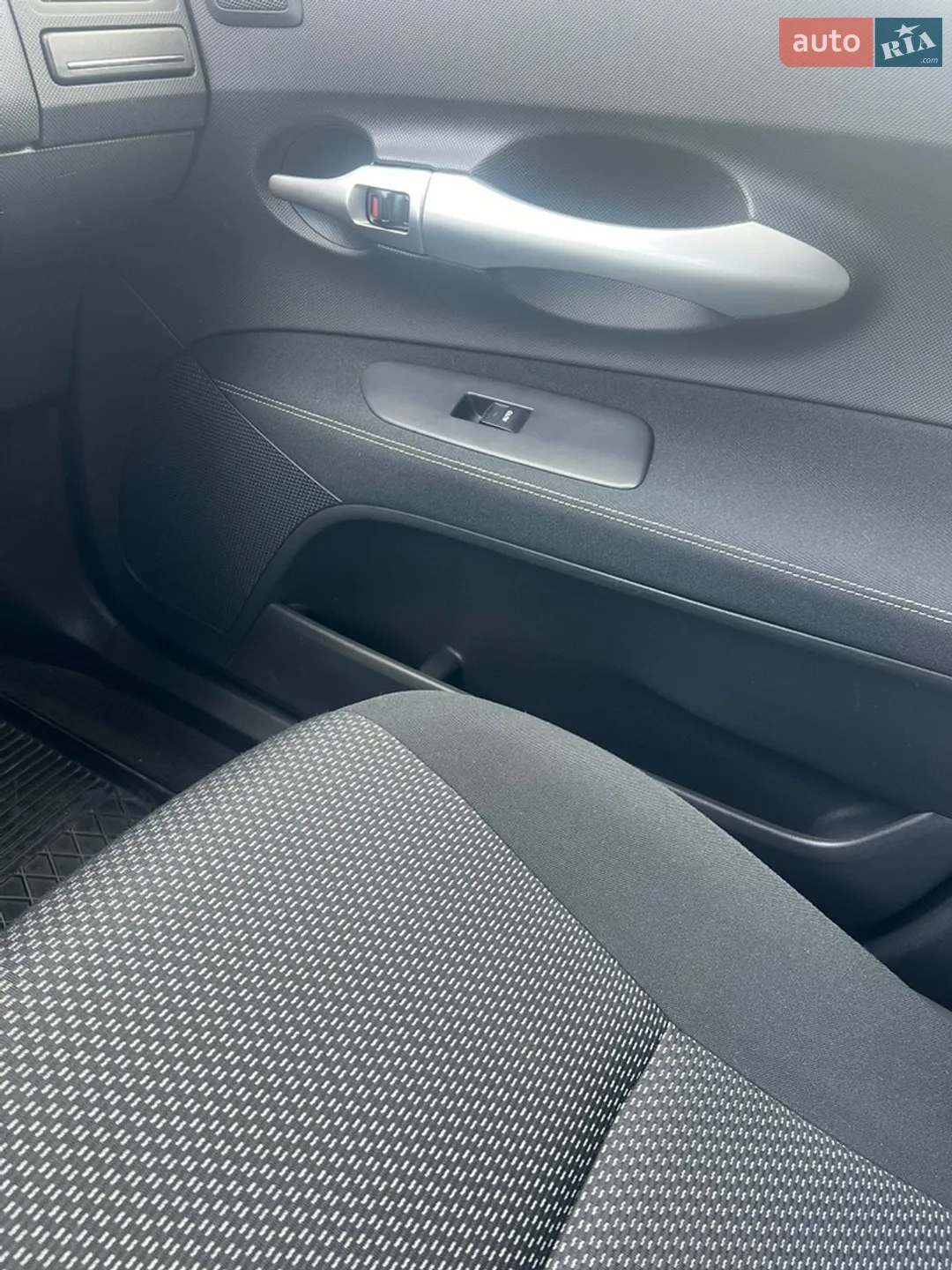 2010 Toyota Auris - мініатюра 62