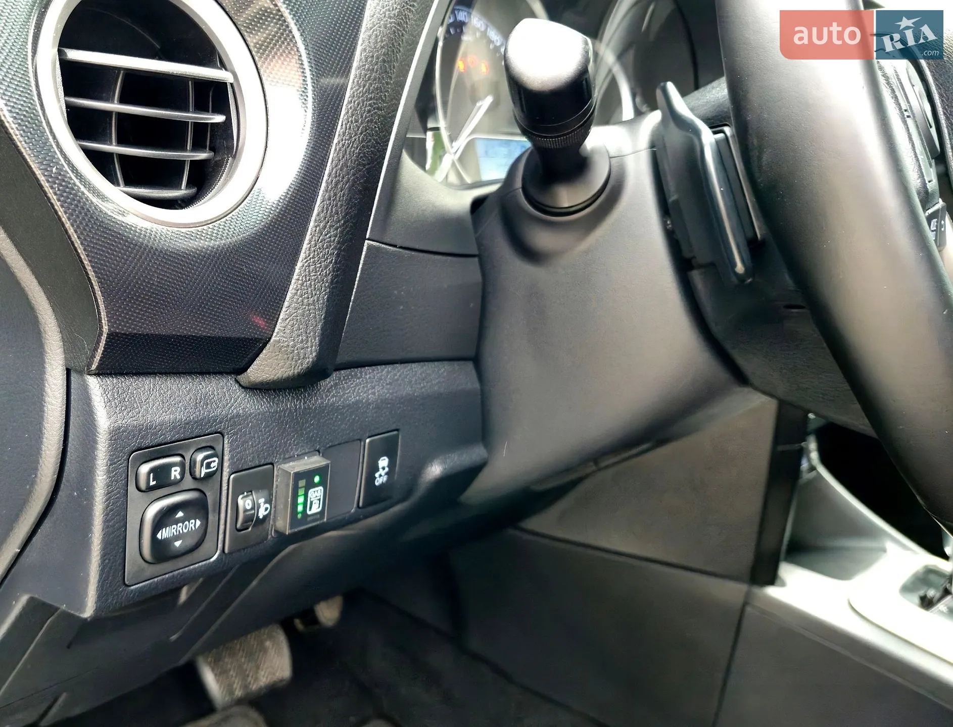 2013 Toyota Auris - мініатюра 36