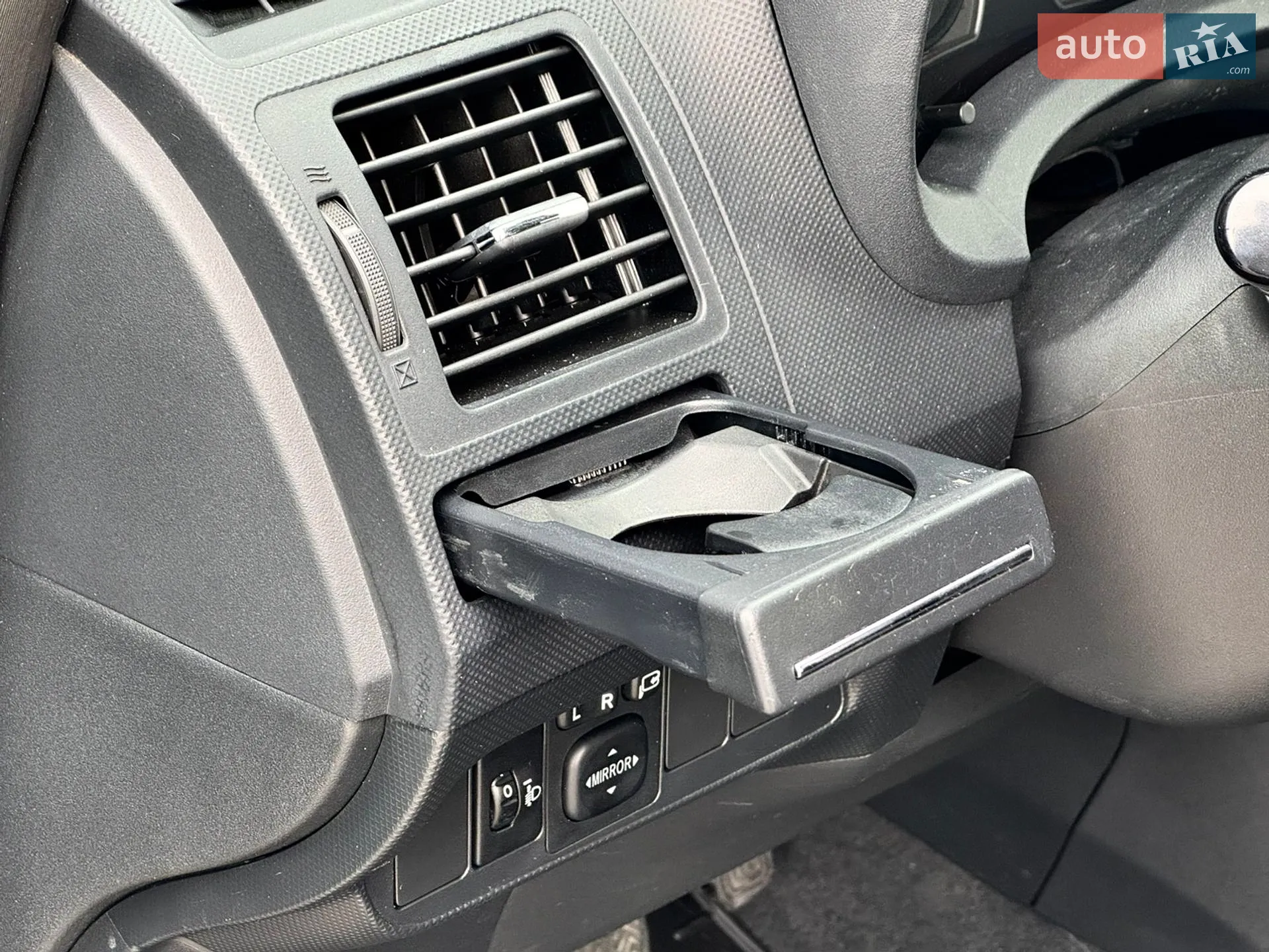 2011 Toyota Auris - мініатюра 26