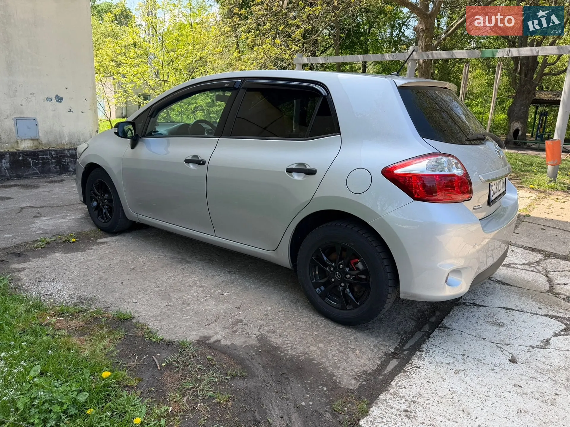 2010 Toyota Auris - мініатюра 4