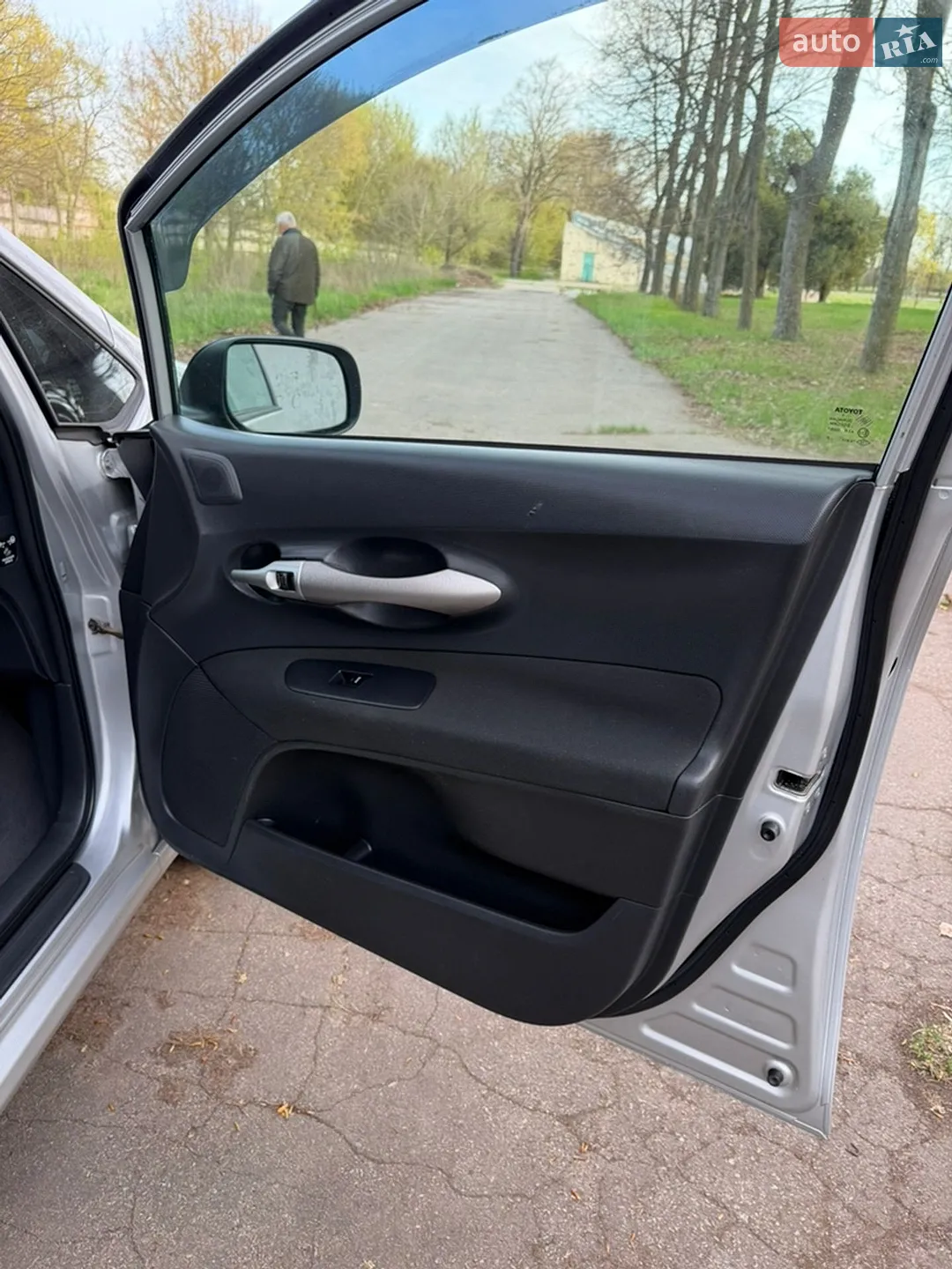 2010 Toyota Auris - мініатюра 13