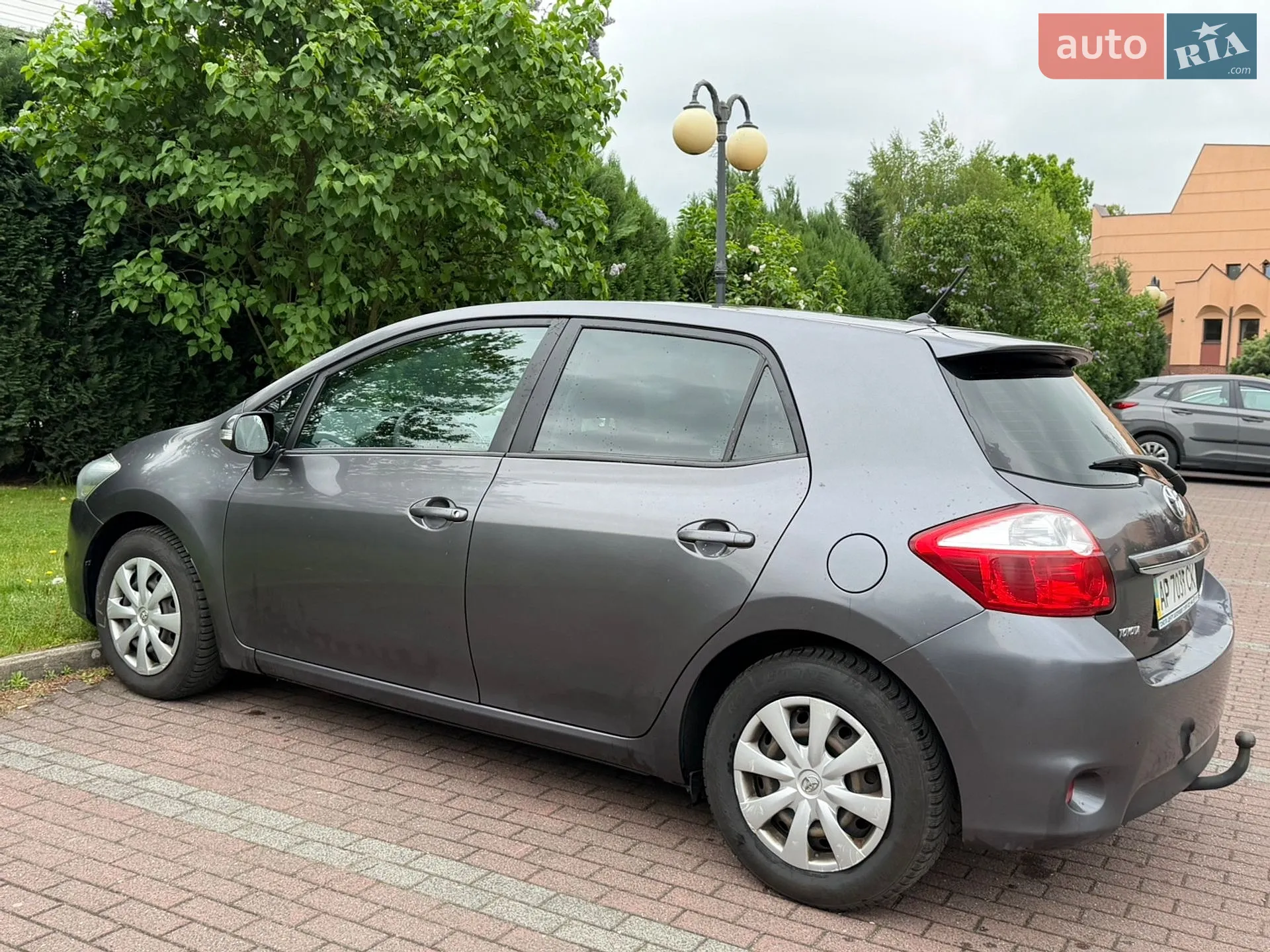 2011 Toyota Auris - мініатюра 10