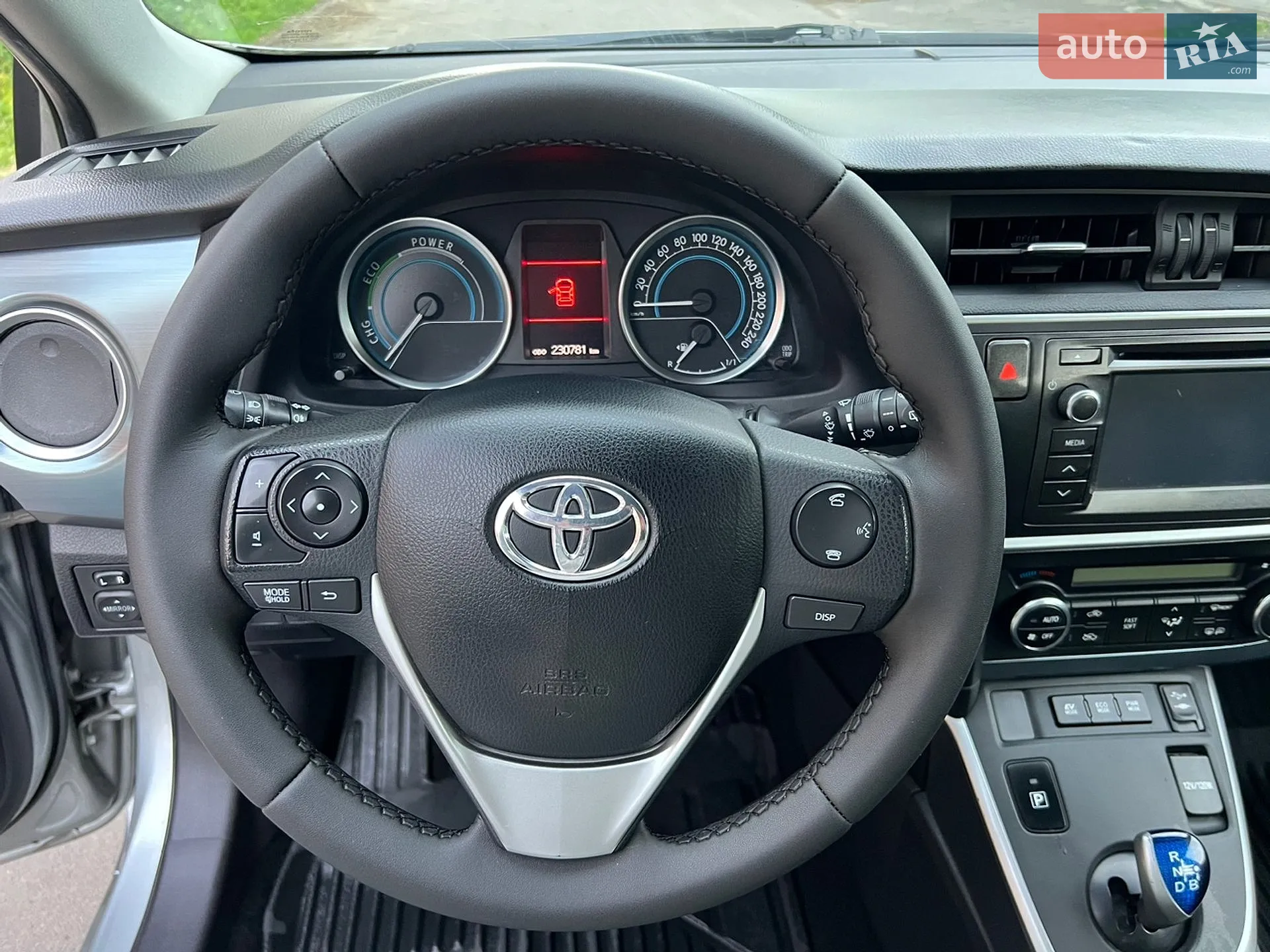 2013 Toyota Auris - мініатюра 17