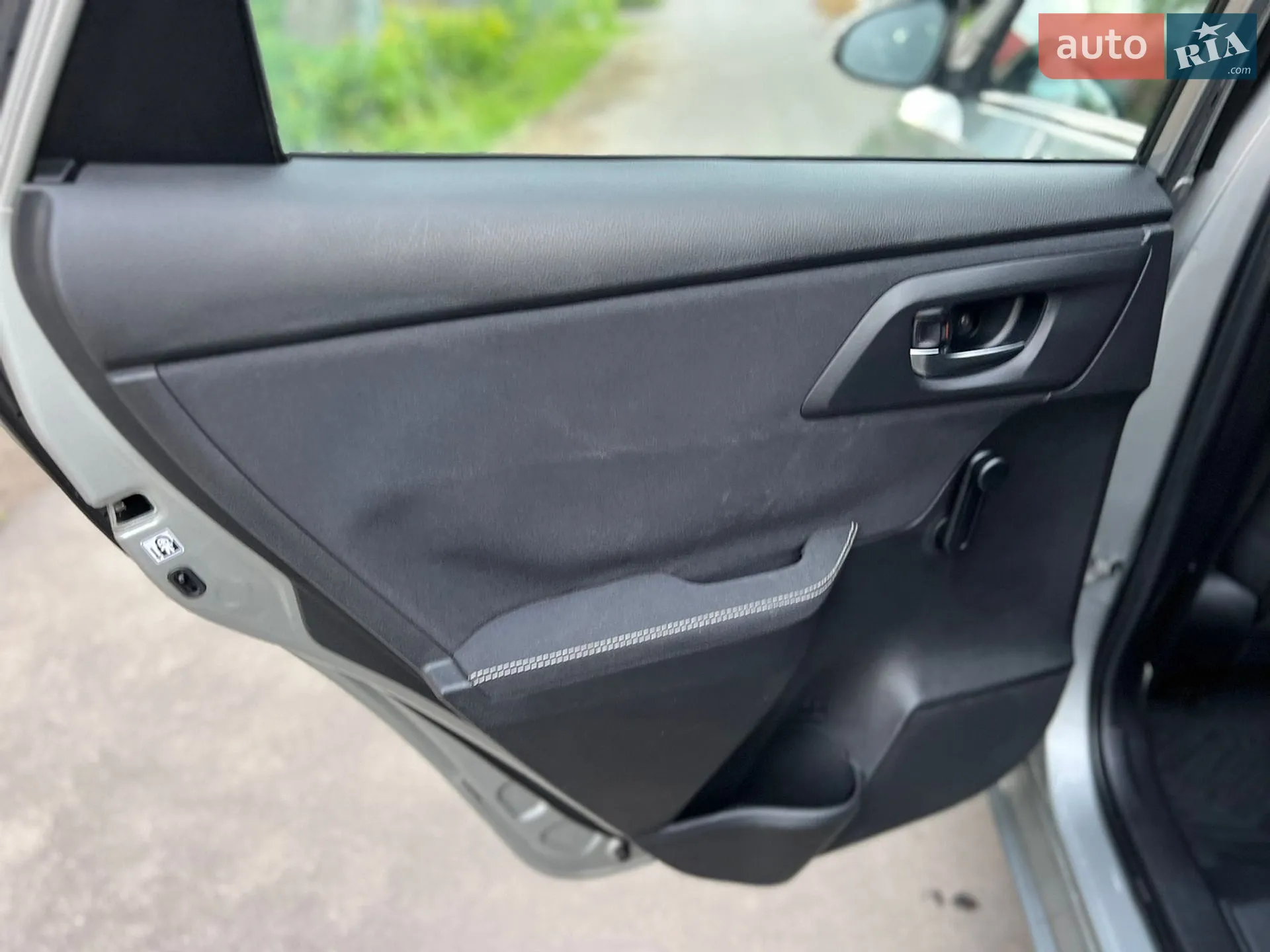 2013 Toyota Auris - мініатюра 21