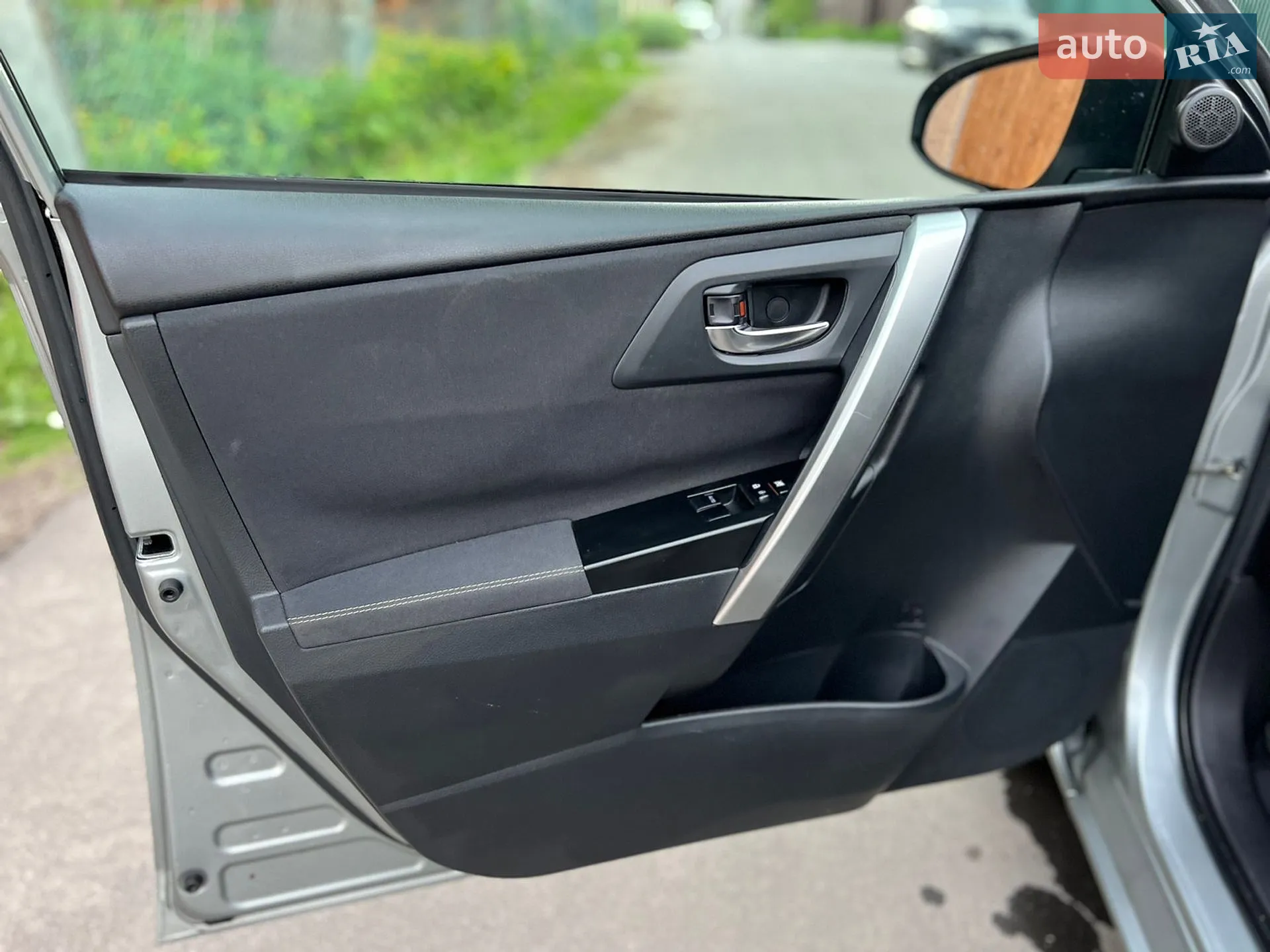 2013 Toyota Auris - мініатюра 19