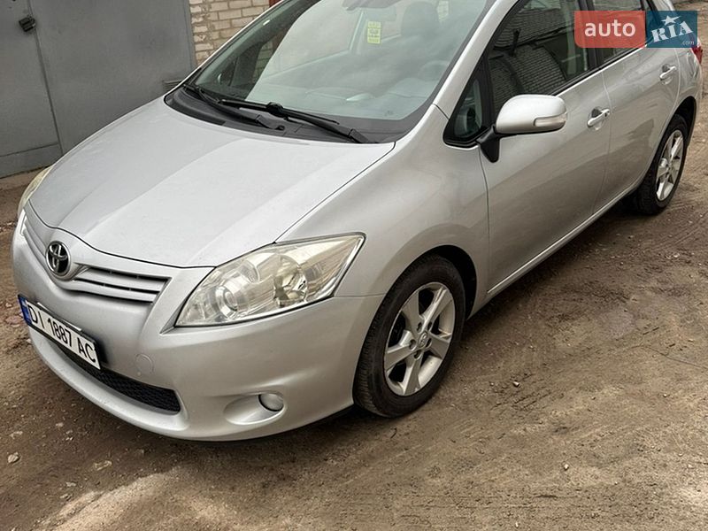 Toyota Auris 2011 Toyota Auris 2011