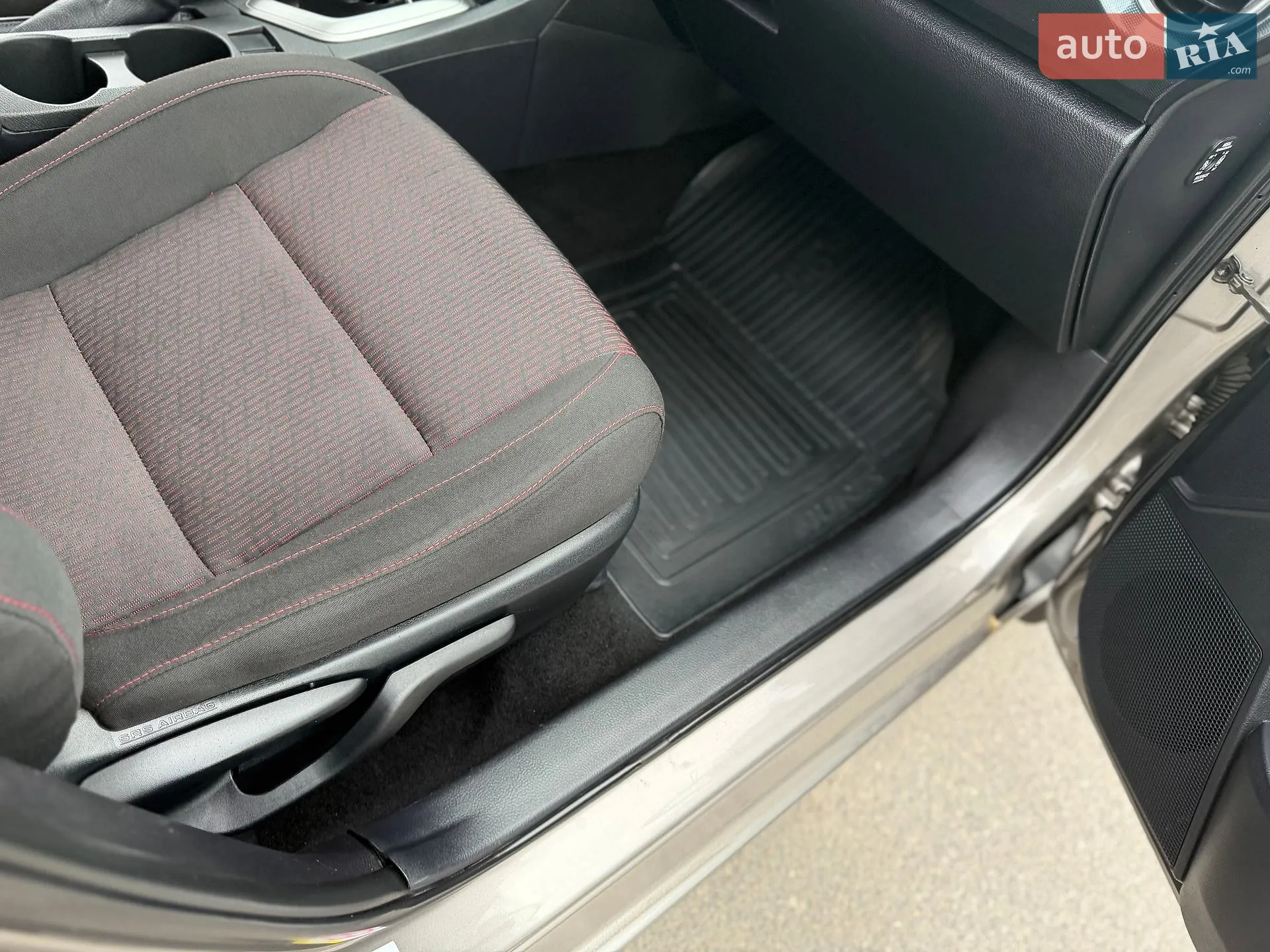 2013 Toyota Auris - мініатюра 27