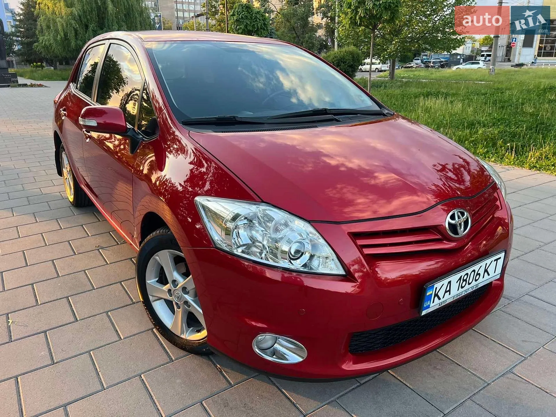 2011 Toyota Auris - мініатюра 5