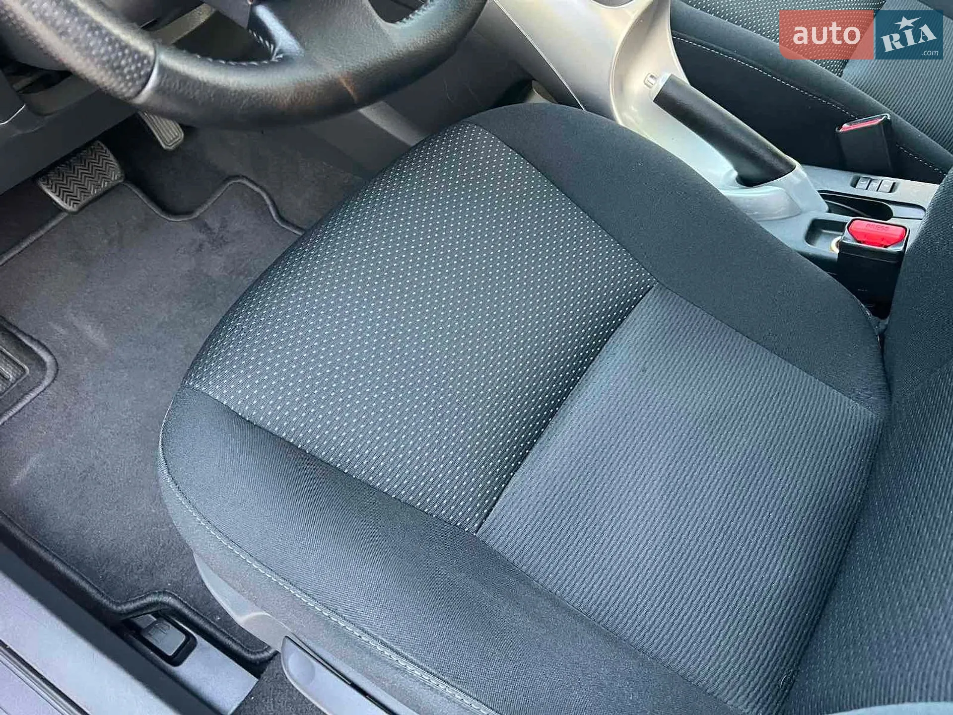 2011 Toyota Auris - мініатюра 51