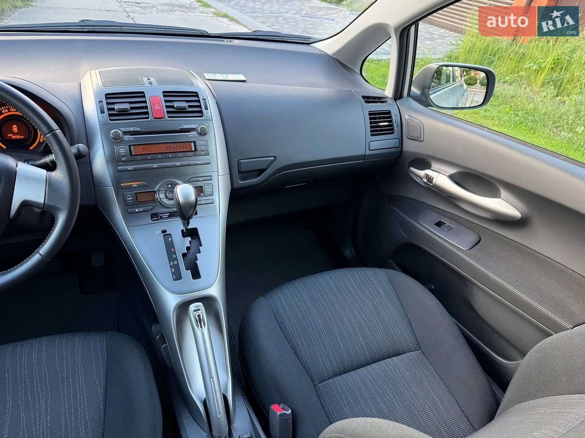 2010 Toyota Auris - мініатюра 66
