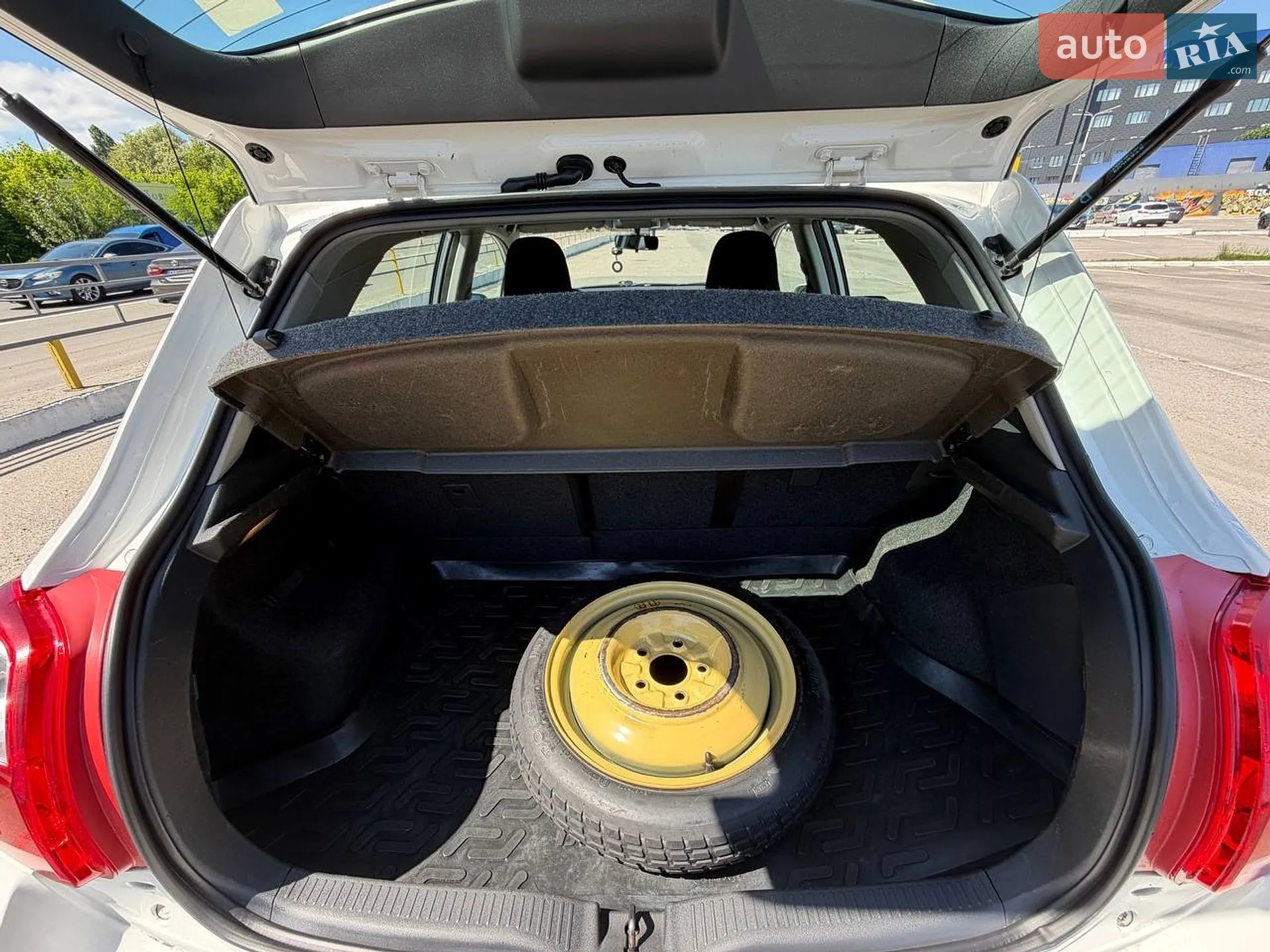 2012 Toyota Auris - мініатюра 20