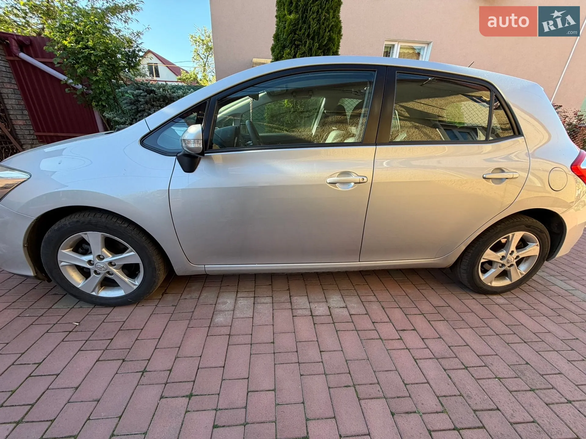2011 Toyota Auris - мініатюра 3