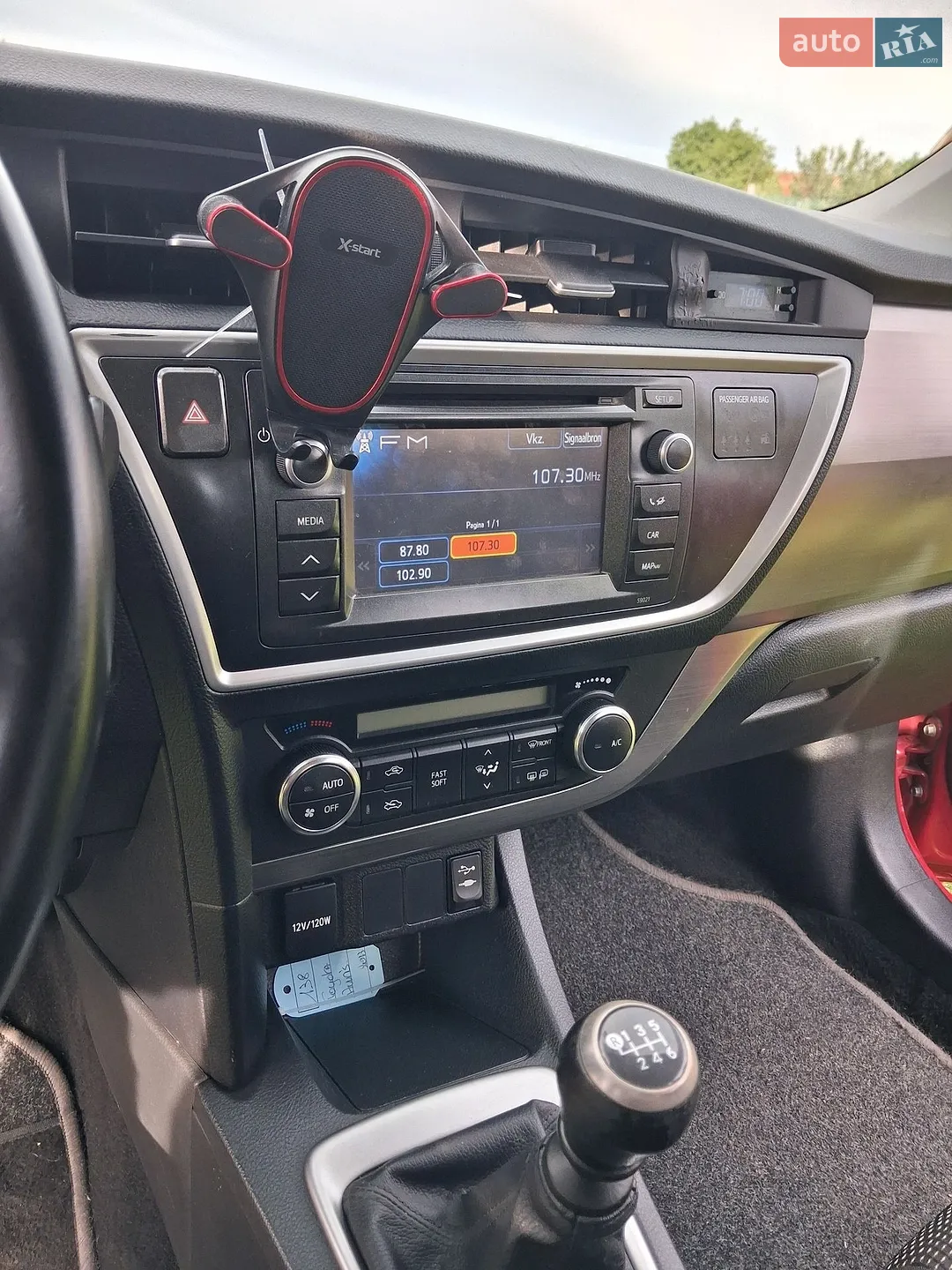 2013 Toyota Auris - мініатюра 18