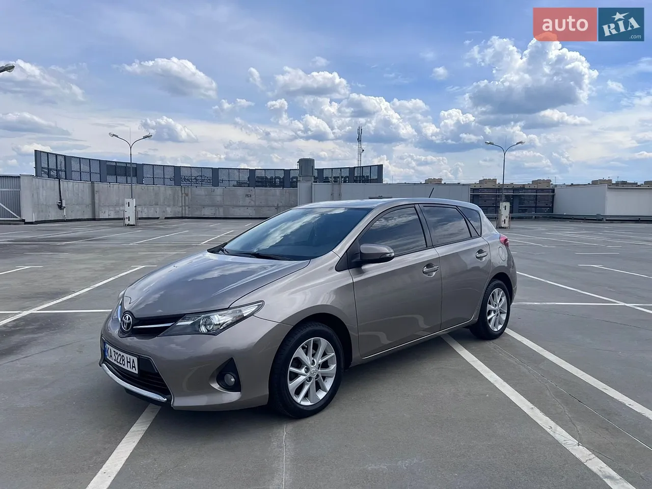 2014 Toyota Auris - мініатюра 21