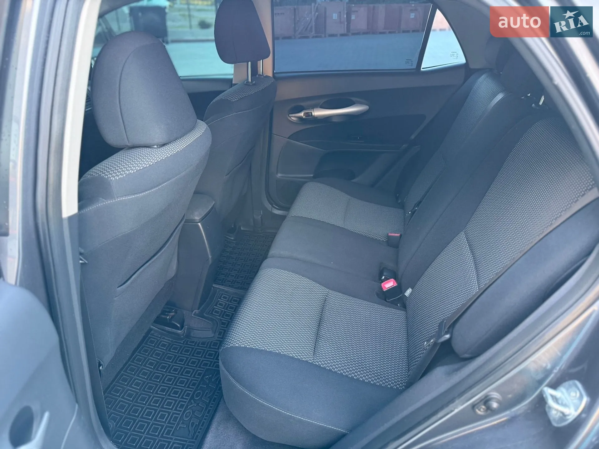 2010 Toyota Auris - мініатюра 39