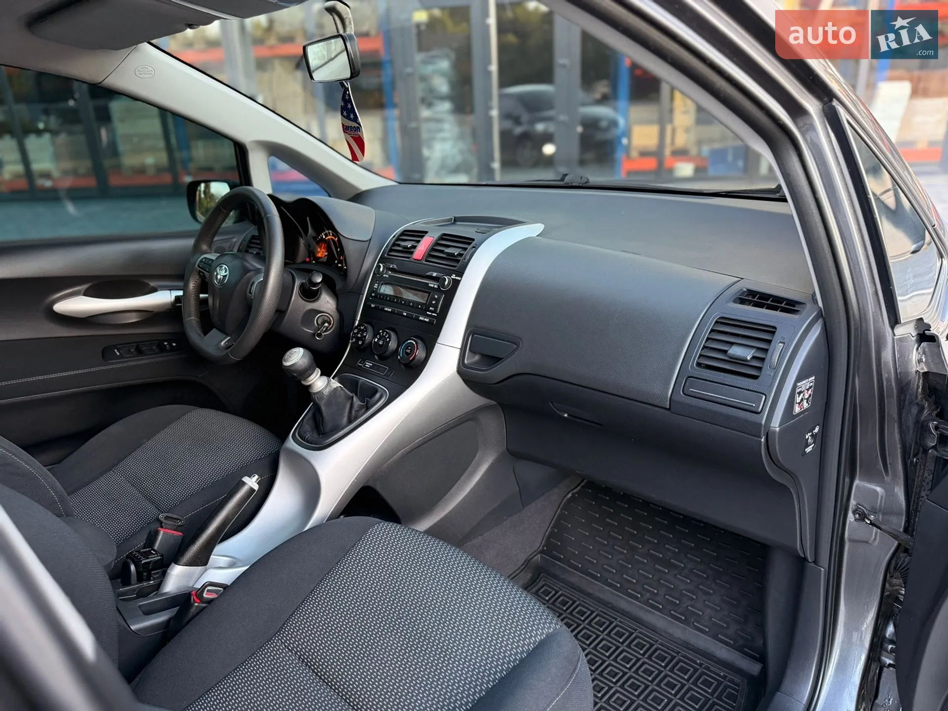 2010 Toyota Auris - мініатюра 56