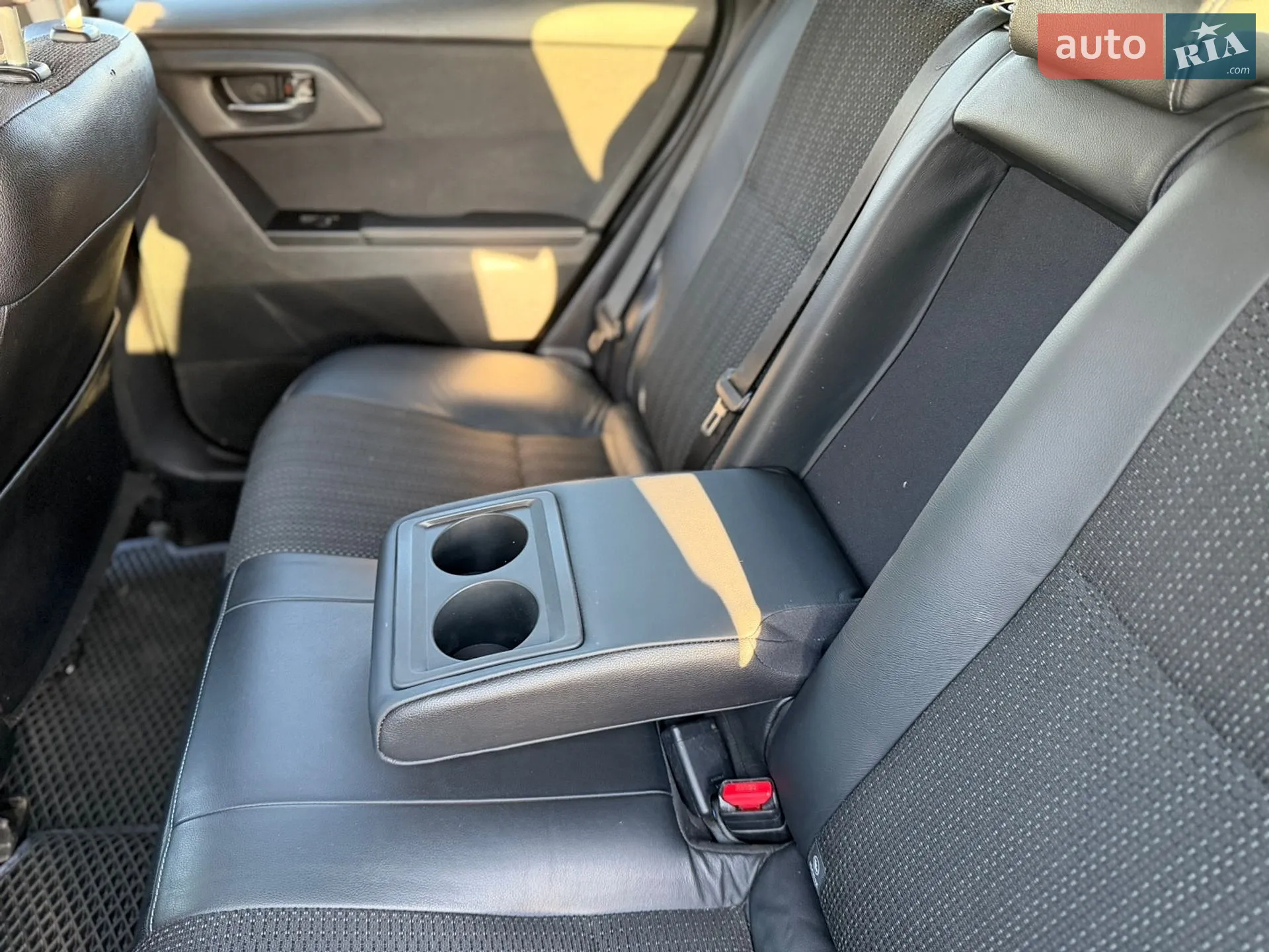 2013 Toyota Auris - мініатюра 17