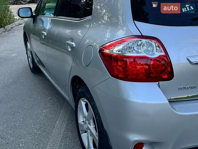 Toyota Auris 2011 VIN NMTKV56E40R088668 фото оголошення 12 з 69