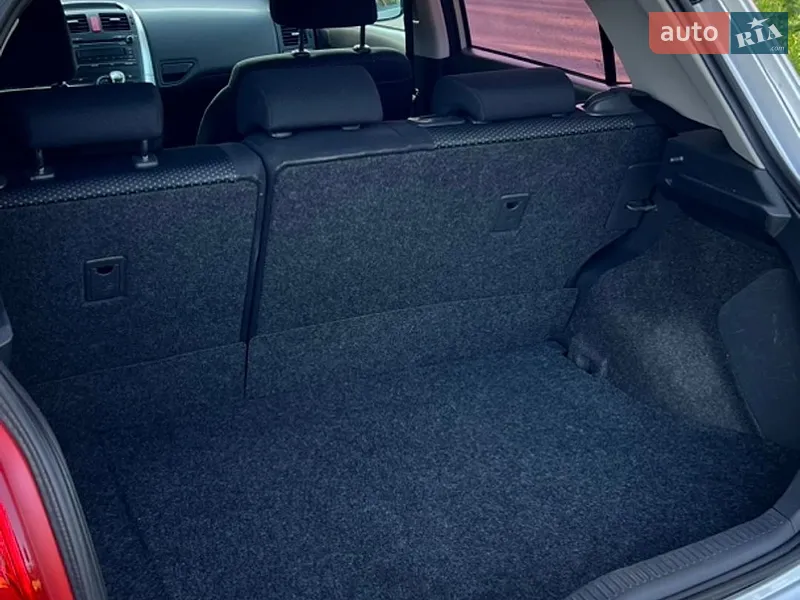 Toyota Auris 2011 VIN NMTKV56E40R088668 фото оголошення 31 з 69