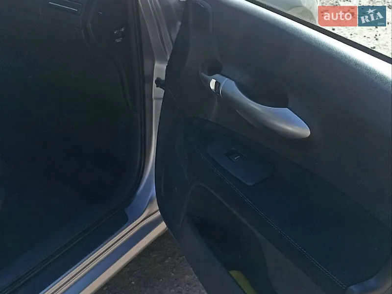 Toyota Auris 2012 VIN NMTKV56E90R100314 фото оголошення 6 з 53