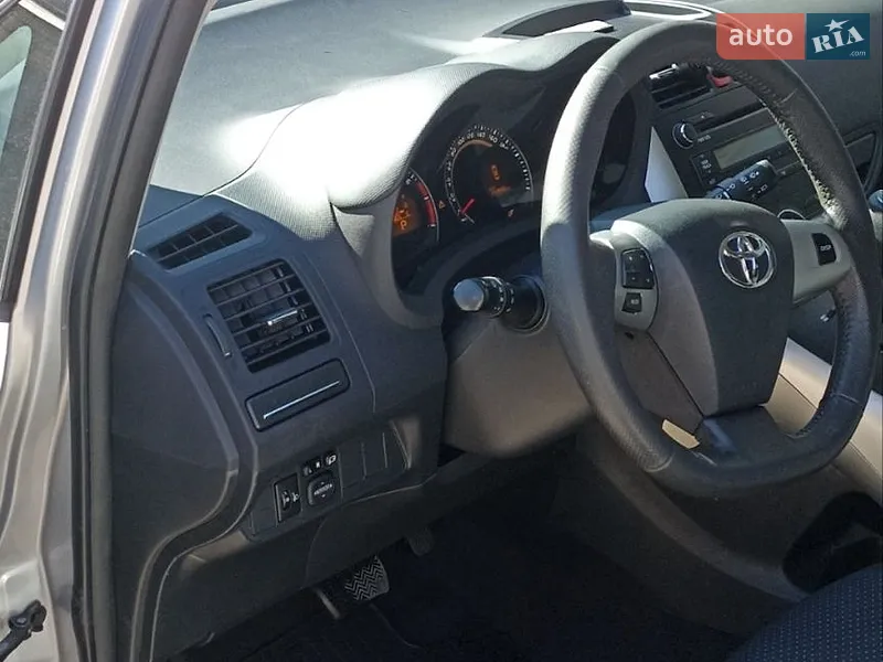 Toyota Auris 2012 VIN NMTKV56E90R100314 фото оголошення 9 з 53
