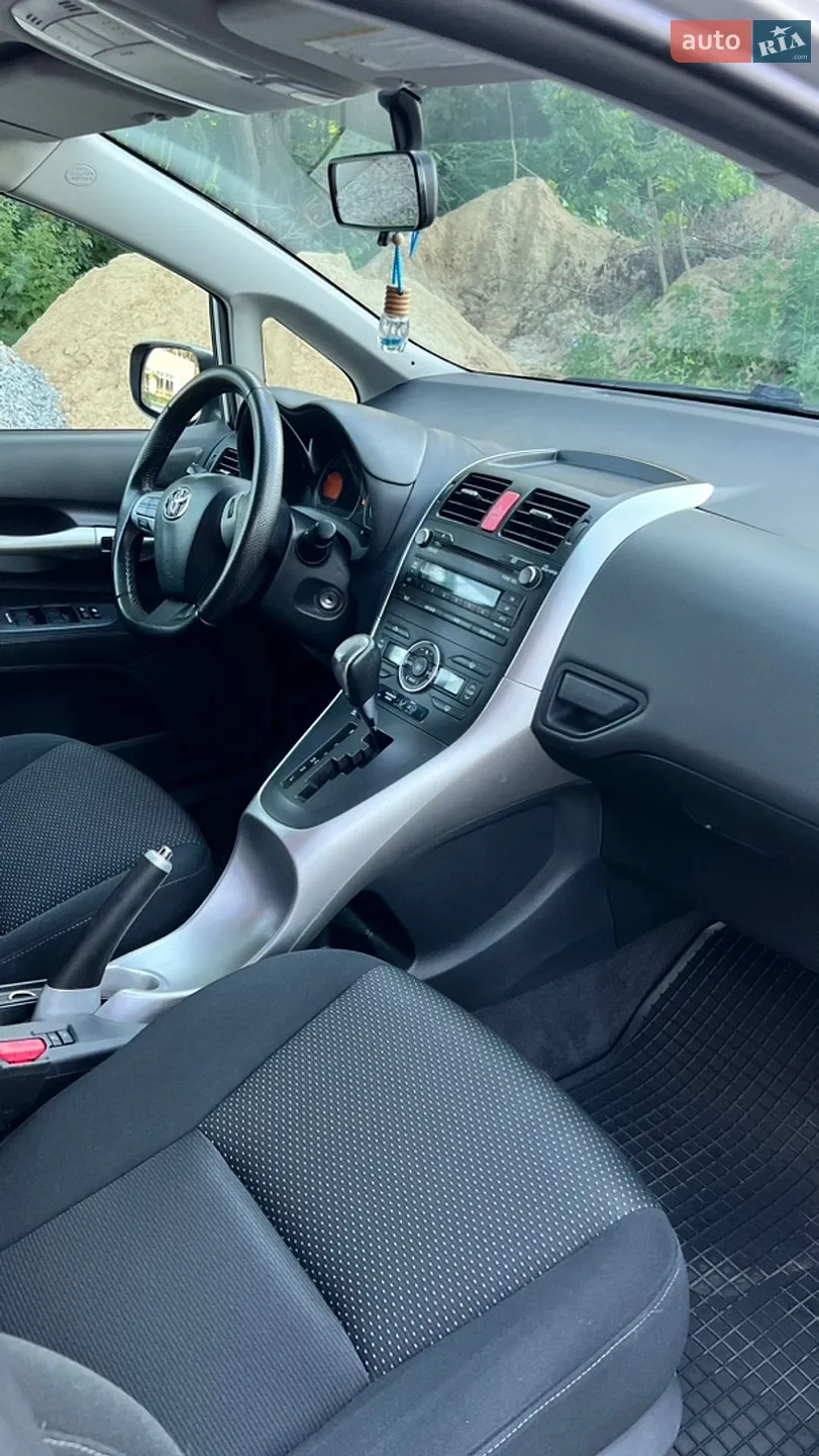 2011 Toyota Auris - мініатюра 27
