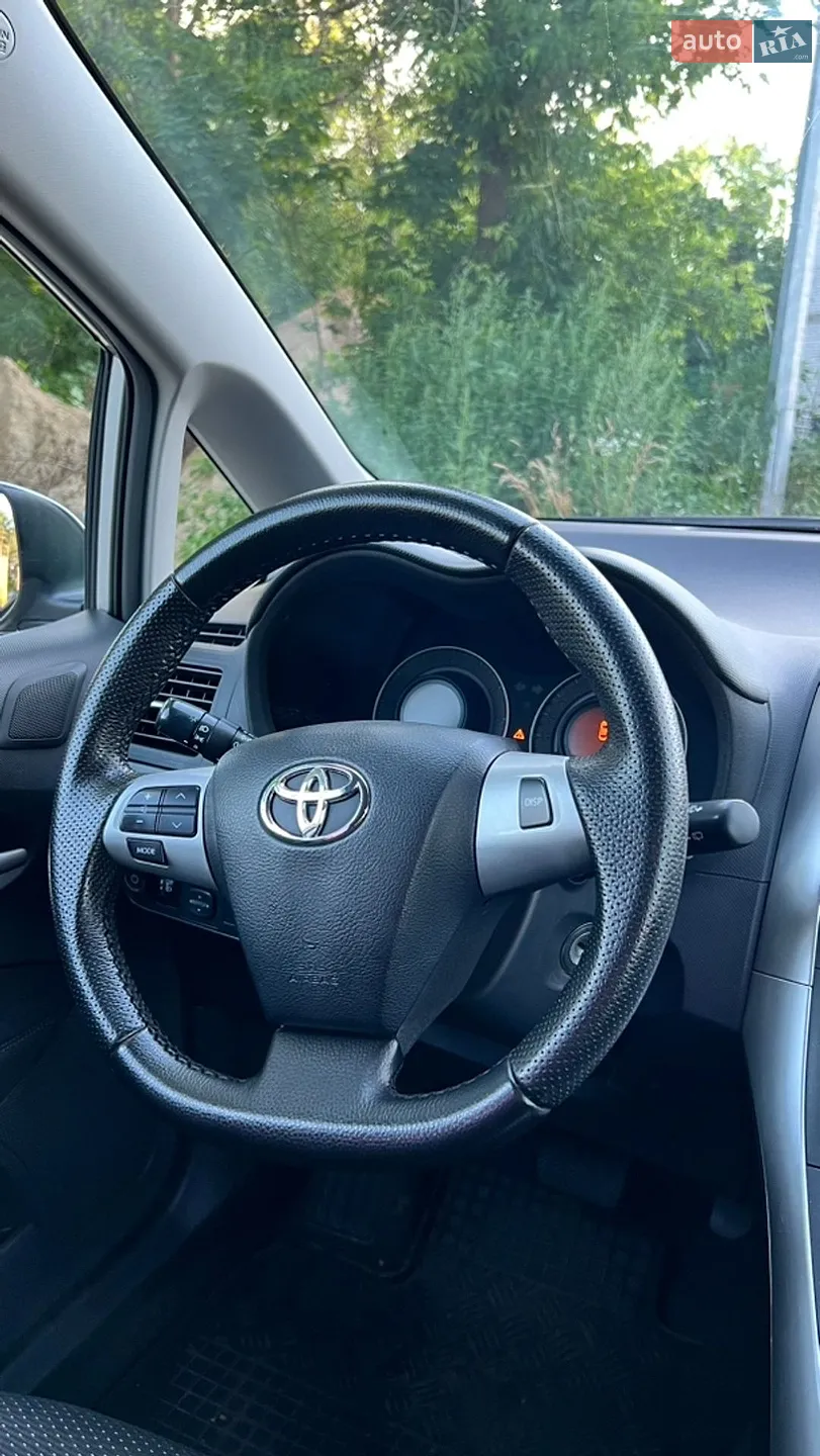 2011 Toyota Auris - мініатюра 30