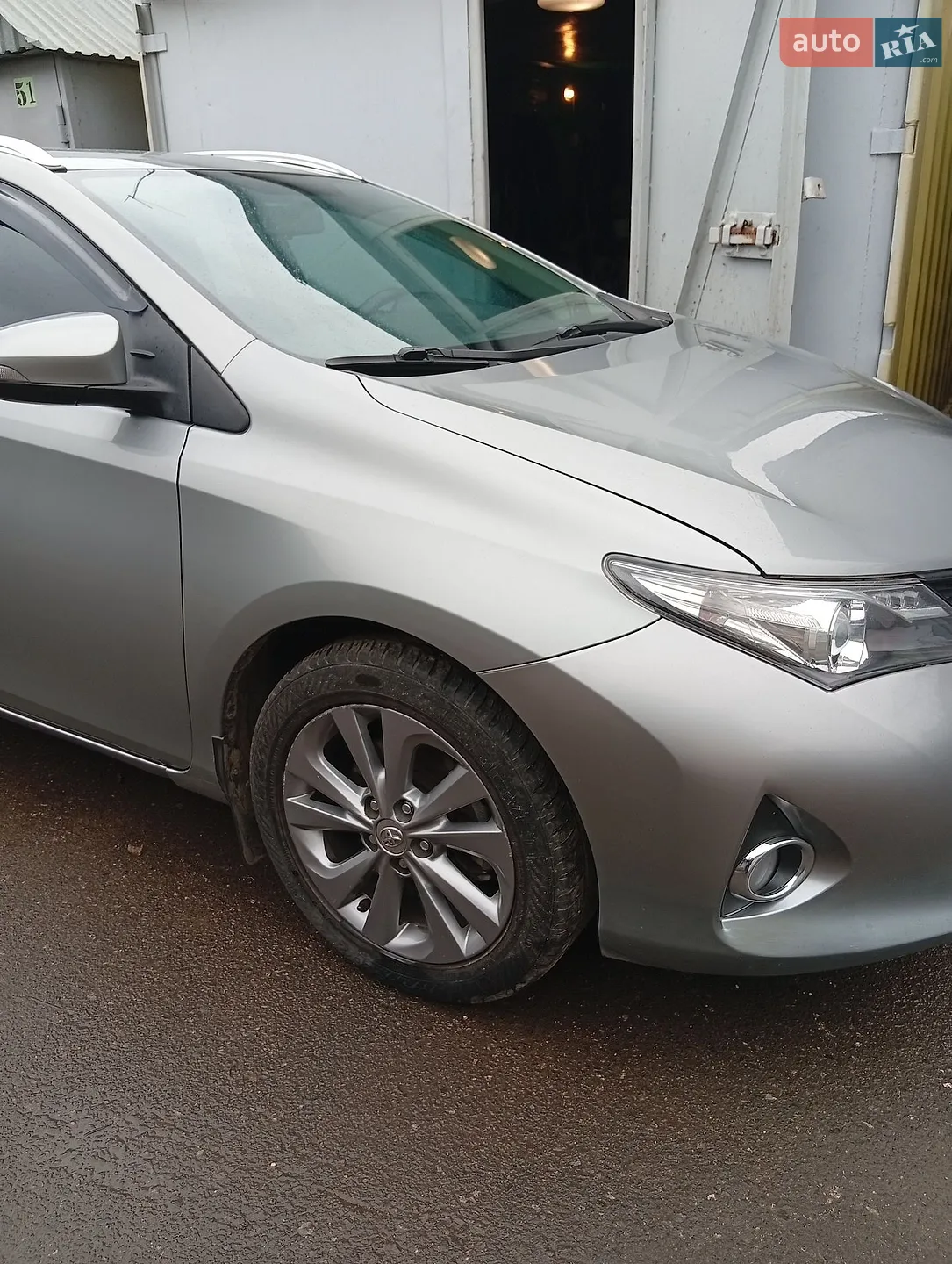 2014 Toyota Auris - фото 1