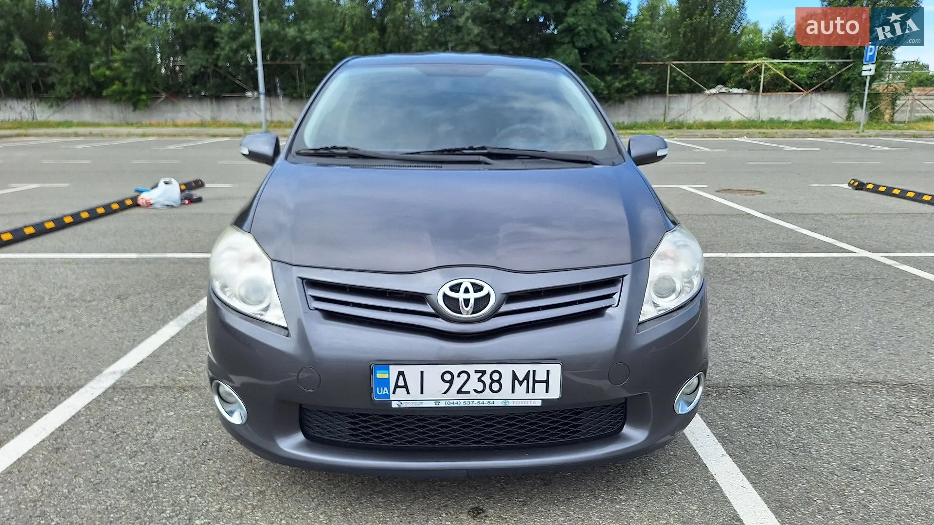2011 Toyota Auris - мініатюра 2