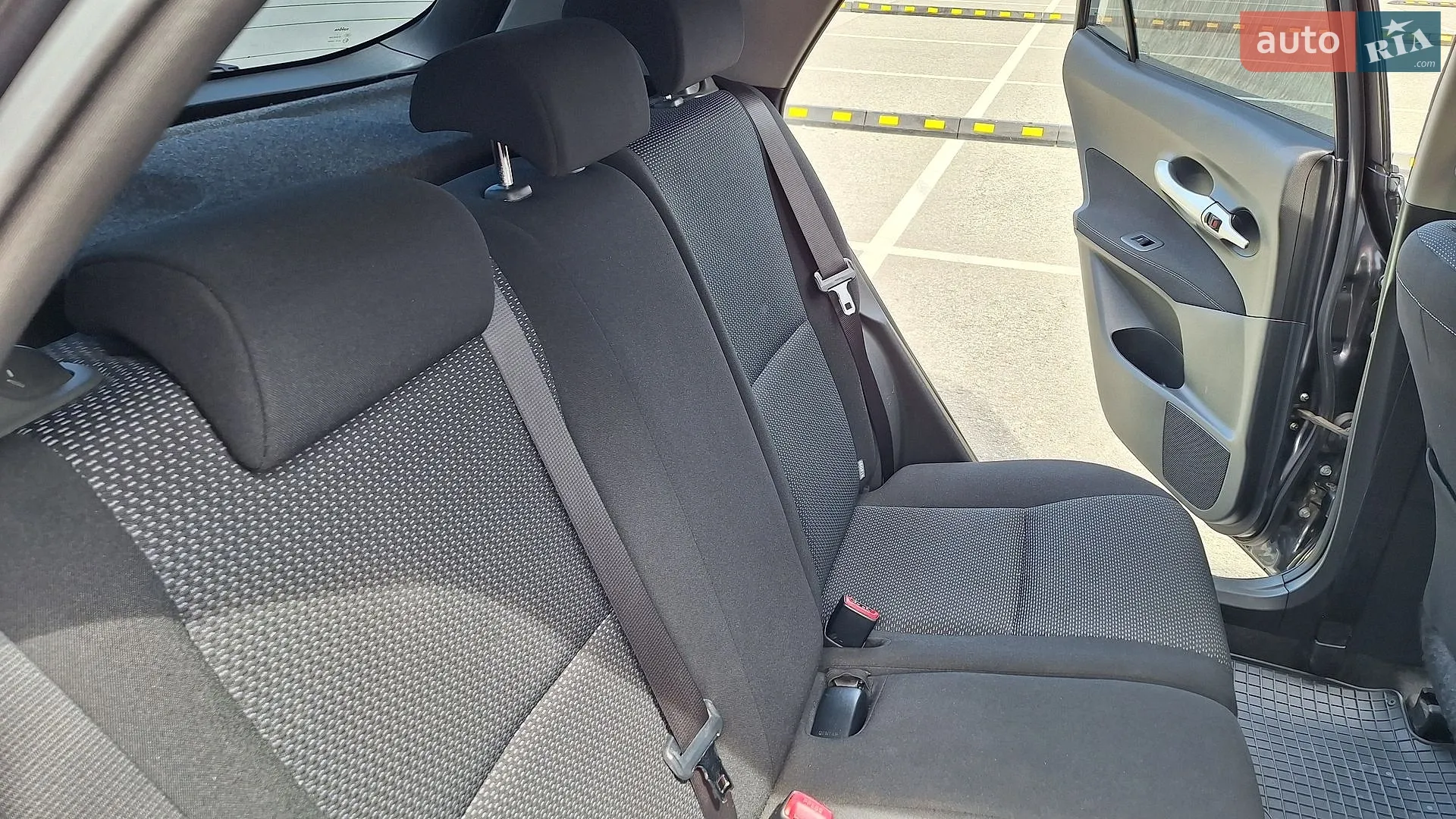 2011 Toyota Auris - мініатюра 31