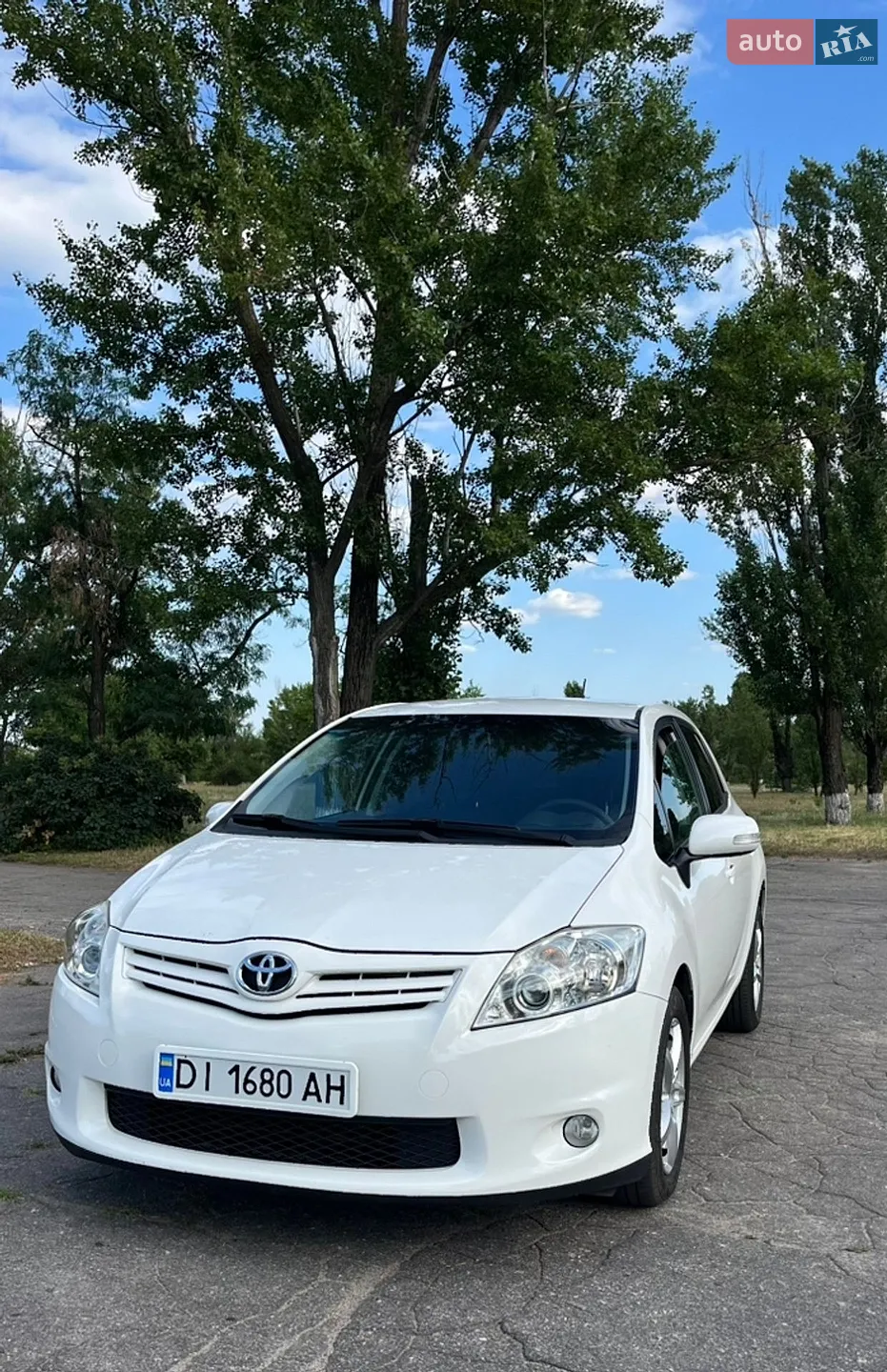 2010 Toyota Auris - мініатюра 2