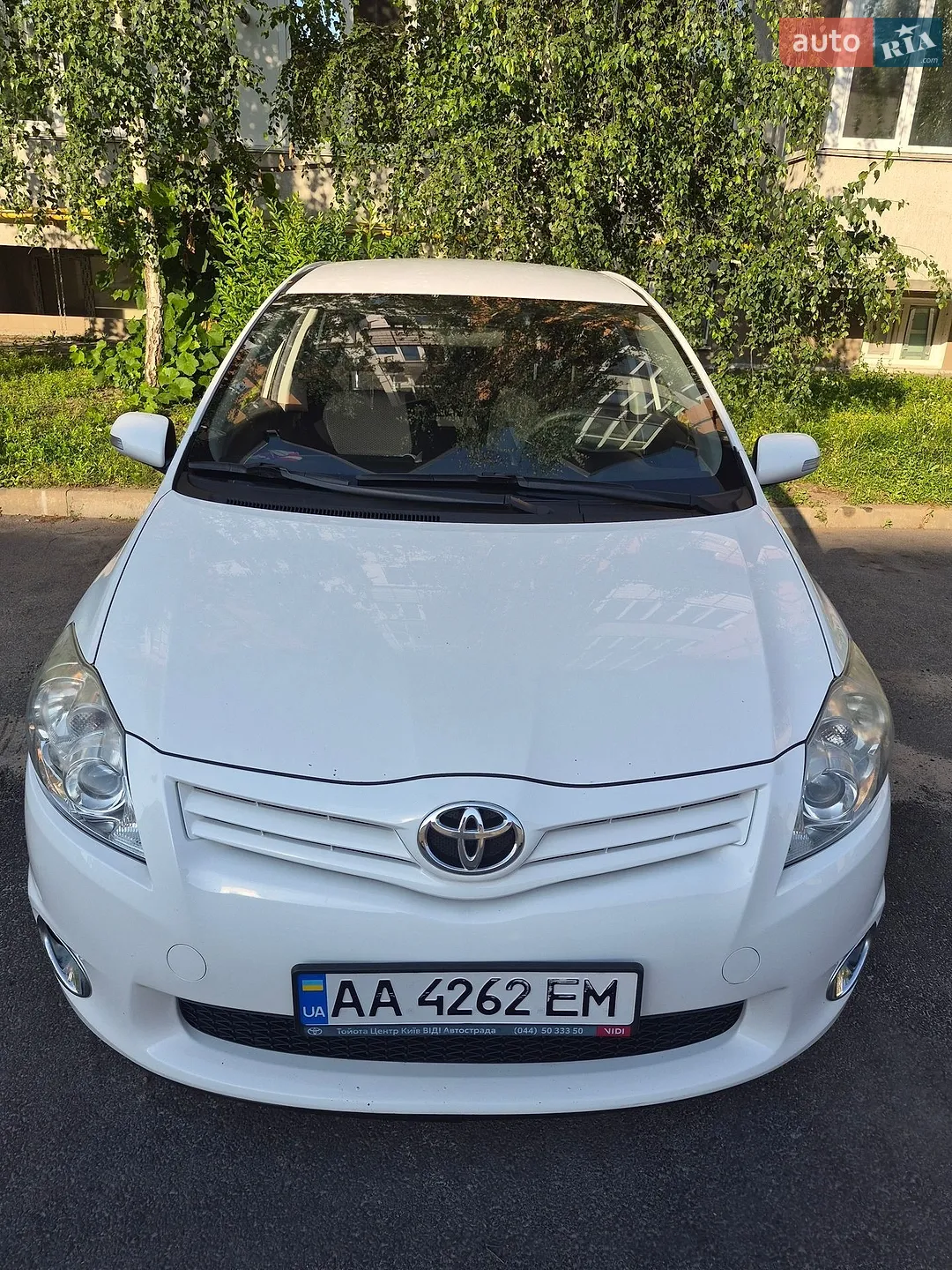 2011 Toyota Auris - фото 1